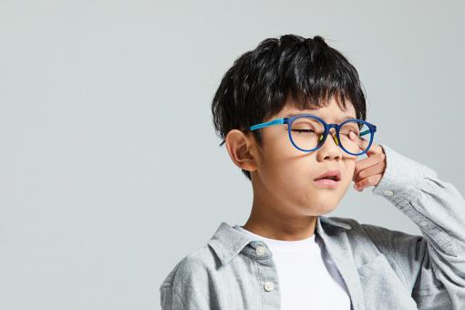 阎姓男孩名字书气满满