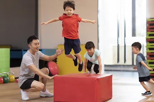 姓申男孩名字响亮有涵养