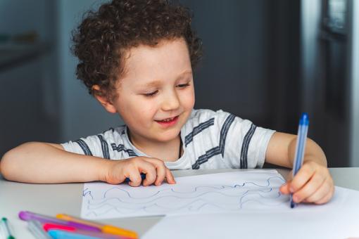 康铭湙名字好吗|康姓男孩名字严选357个