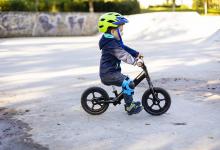 阎姓五行属土男孩名字大全-好运起名网