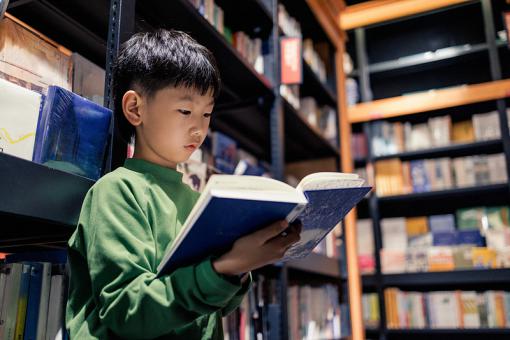男孩名字内涵丰富2025年精选