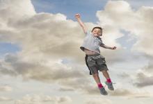 男孩名字姓施喜气且寓意诗句中儒雅大气宝-好运起名网