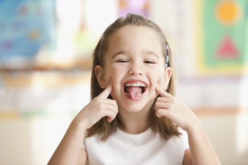 陈姓五行属水女孩名字