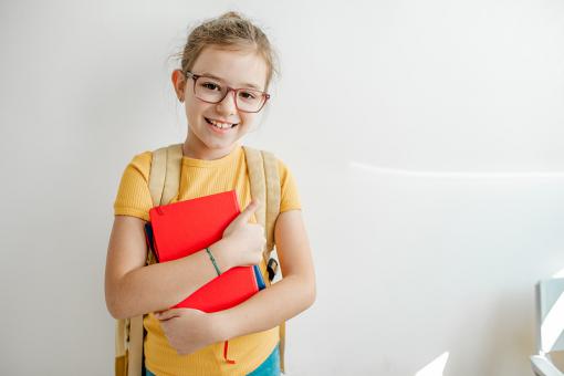 姓岳岫字名字大全