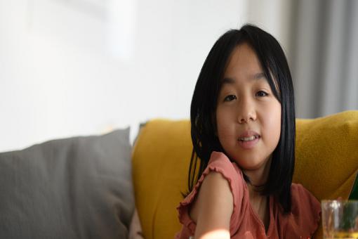 属狗女孩名字姓贺顺口好听