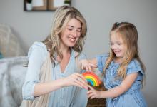 属小龙威武的女孩名字-好运起名网